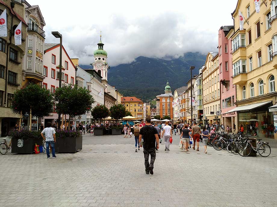 Innsbruck - Maria Theresien Strasse