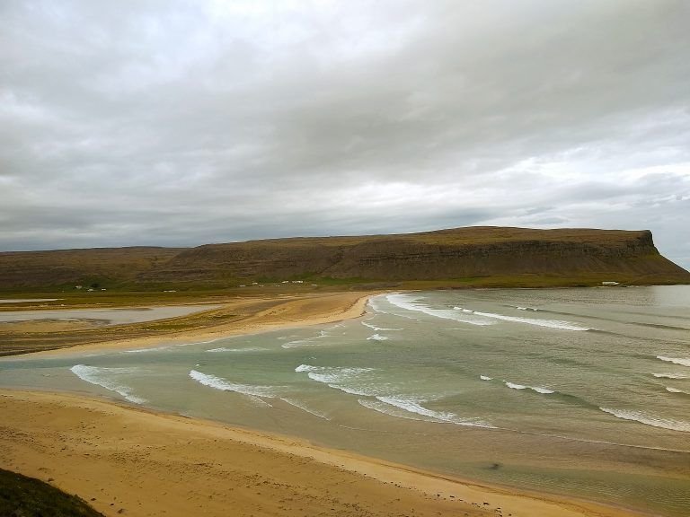 Playa dorada de Latrabjarg